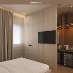 Coral & 4* Radhimë