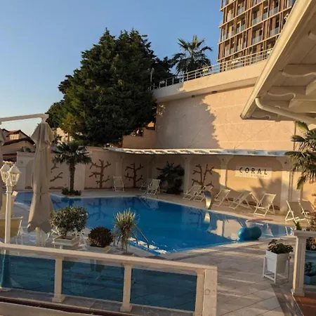 Coral Hotel & Resort Ξενοδοχείο Radhimë