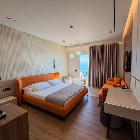 Coral Hotel & Resort 4* Radhimë