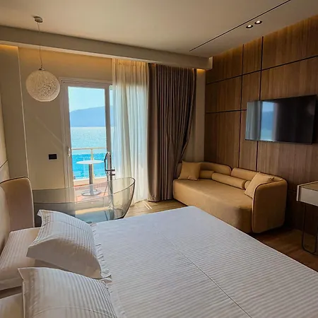 Coral Hotel & Resort