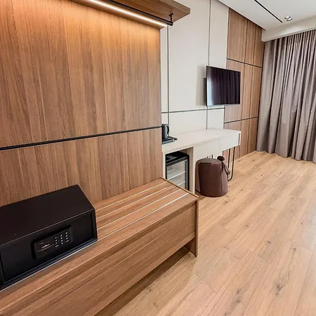 Coral Hotel & Resort 4*