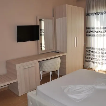 Coral Hotel & Resort Radhime