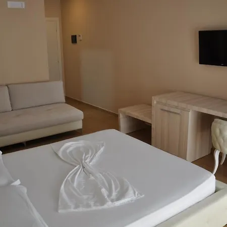 Coral Hotel & Resort 4*