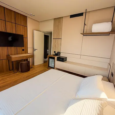Hotel Coral & 4*